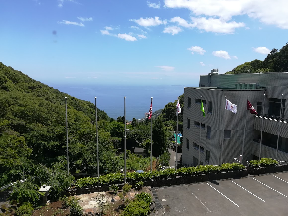 ホームページテーマ